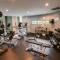 Downtown King Suite-Surround Views-Pool/Gym/Parkng - Ванкувер