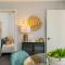 Downtown King Suite-Surround Views-Pool/Gym/Parkng - Ванкувер