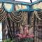 Cheerful 4 bedroom house with garden free parking