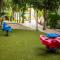 Exclusive building 6 people 3 cable televisions 2 swimming pools balcony,