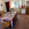 6 Bedroom Farm House with 12 Beds in Weldon - Weldon