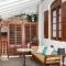 Maniumpathy Hotel