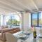 Govino Bay Luxury Beach Loft Apartment - Danilia