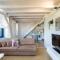 Govino Bay Luxury Beach Loft Apartment - Danilia