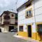 La casa amarilla Candeleda