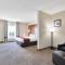 Comfort Suites University