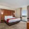 Comfort Suites University