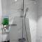 Walking Street Condo Beautiful 1 king bedroom
