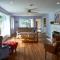 Fabulous Home W Outdoor Kitchen, Fire Pit And Back Yard!