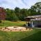 Fabulous Home W Outdoor Kitchen, Fire Pit And Back Yard!