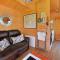 The Cabin with Hot Tub