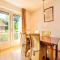 Hroons horn harbour home