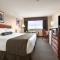 Days Inn & Suites by Wyndham Langley - Langley