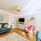Cheerful 3 bed Grade II Central Cottage