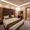 The Palace Hotel Suites - Almansak