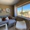Lovely 1 bedroom apartment with sea views and pool