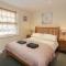 Whistle Stop Apartment