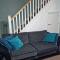 Well Furnished 3 Bedroom House in a cosy estate in Bolton - Bolton