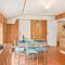 Stunning Apartment In La Coquille