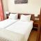 Flores Lofts