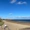 The Beach Front Apartment, Amazing Frontline Sea Views