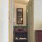 Pura Vida YerbaBuena Suite & Host