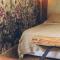 Pura Vida YerbaBuena Suite & Host