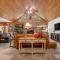 Luxury Rock Creek Cabin w Deck by Lake Hamilton