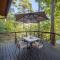 Luxury Rock Creek Cabin w Deck by Lake Hamilton