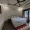 Plum Penthouse 3BHK with RooftopTerrace on 3rd Floor - Dehradun