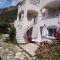 West Red Rock and View Leonidio maisonette studio