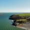 TY CAPEL ABERSOCH beaches, comfy beds, super Wi-Fi, TV, wood fires, garden, bbq - Llanengan