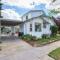 Vine and View Bungalow