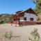 House with Private Pool (Piscis)