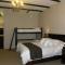Olive Hill Country Lodge - Bloemfontein