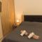 Central Luxury Studio 2