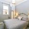 Homely 4 Bedroom large house inc FREE Parking - Great Location - Fast WiFi - Smart TV - sleeps up to 7! Close to Bournemouth & Poole Town Centre & Sandbanks