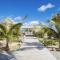 Top floor unit 520 ft2 - 48 m2 with stunning dominant view on ocean, St Barth, Orient Bay - Saint Martin