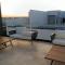 Menesse mitdtown2 , AVE 25TH