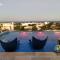 Menesse mitdtown2 , AVE 25TH