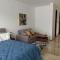 Menesse mitdtown2 , AVE 25TH