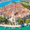 Apartment Tomi - with beautiful view - Trogir (Traù)