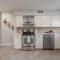 Updated Pool Home 1 Mile From Beach! - Largo