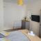 Large 5 bed town-centre home close to the beach, sleeps 9