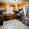 Urban Oasis Spacious 3BR 2BA Patio Oasis Near NYC EWR American Dream Mall - 纽瓦克