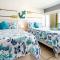 Beachfront with Free BEACH Service!Private balcony