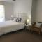 Beachfront Retreat - Ducted Air - Free Wifi