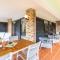 Bay Parklands, 49 2 Gowrie Ave - ducted aircon, Wifi, views, pool, tennis
