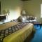 Super 8 by Wyndham Piedmont Greenville Area