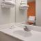 Motel 6-Buena Park, CA - Knotts Berry Farm - Disneyland